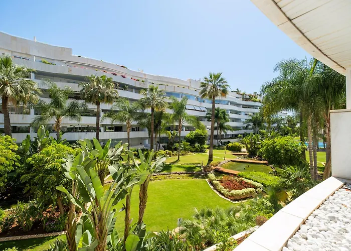 El Embrujo Banus - Puerto Banus *